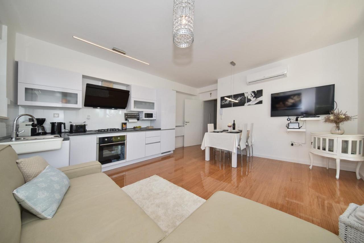 Mm Luxury Apartments Diamond & Silver Zadar Exterior photo