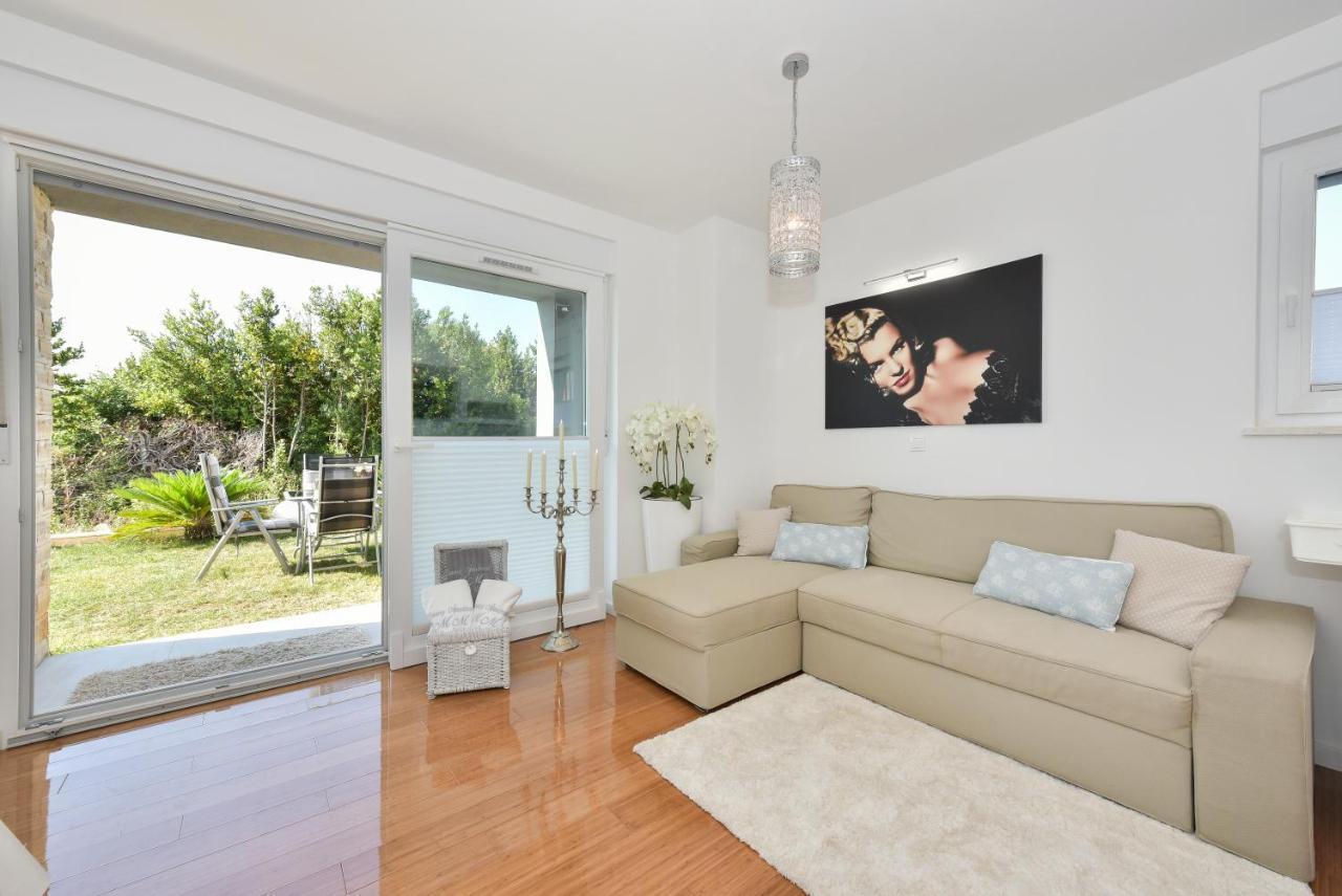 Mm Luxury Apartments Diamond & Silver Zadar Exterior photo
